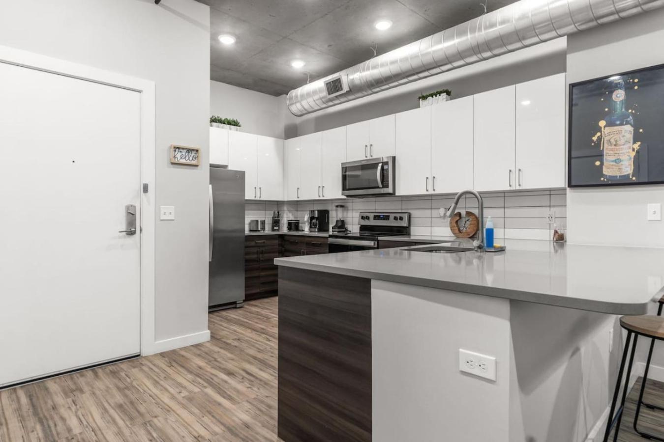Modern 2 Bed Getaway Steps From Tropicana Field St. Petersburg Kültér fotó
