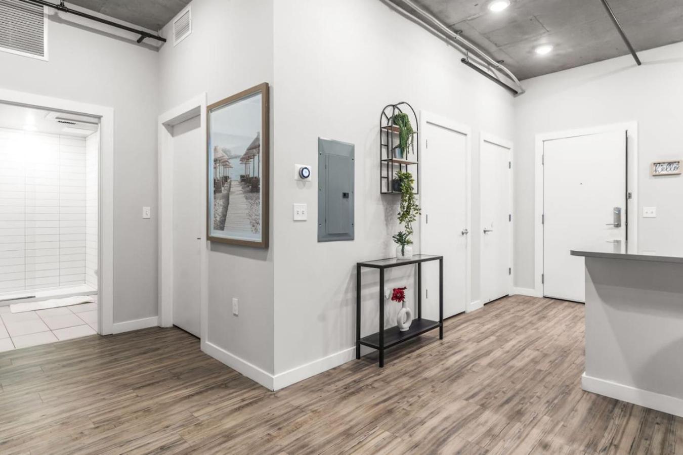 Modern 2 Bed Getaway Steps From Tropicana Field St. Petersburg Kültér fotó
